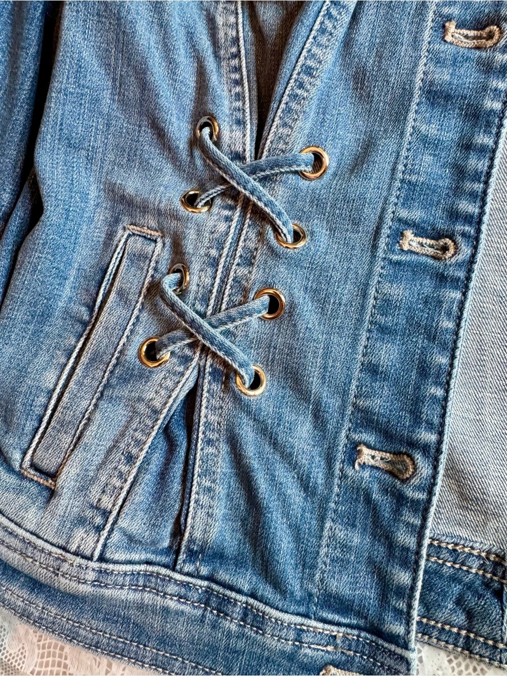 White House Black Market Light Blue Denim Jacket with Lace-Up Sides - Picture 4 of 11